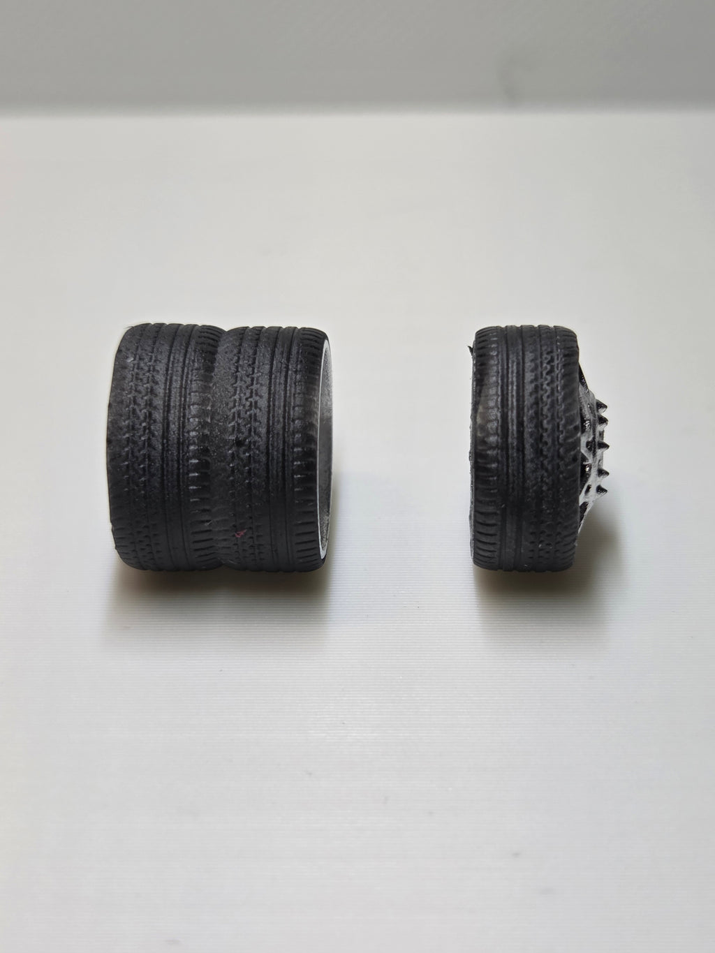 D11 DUALLY SET