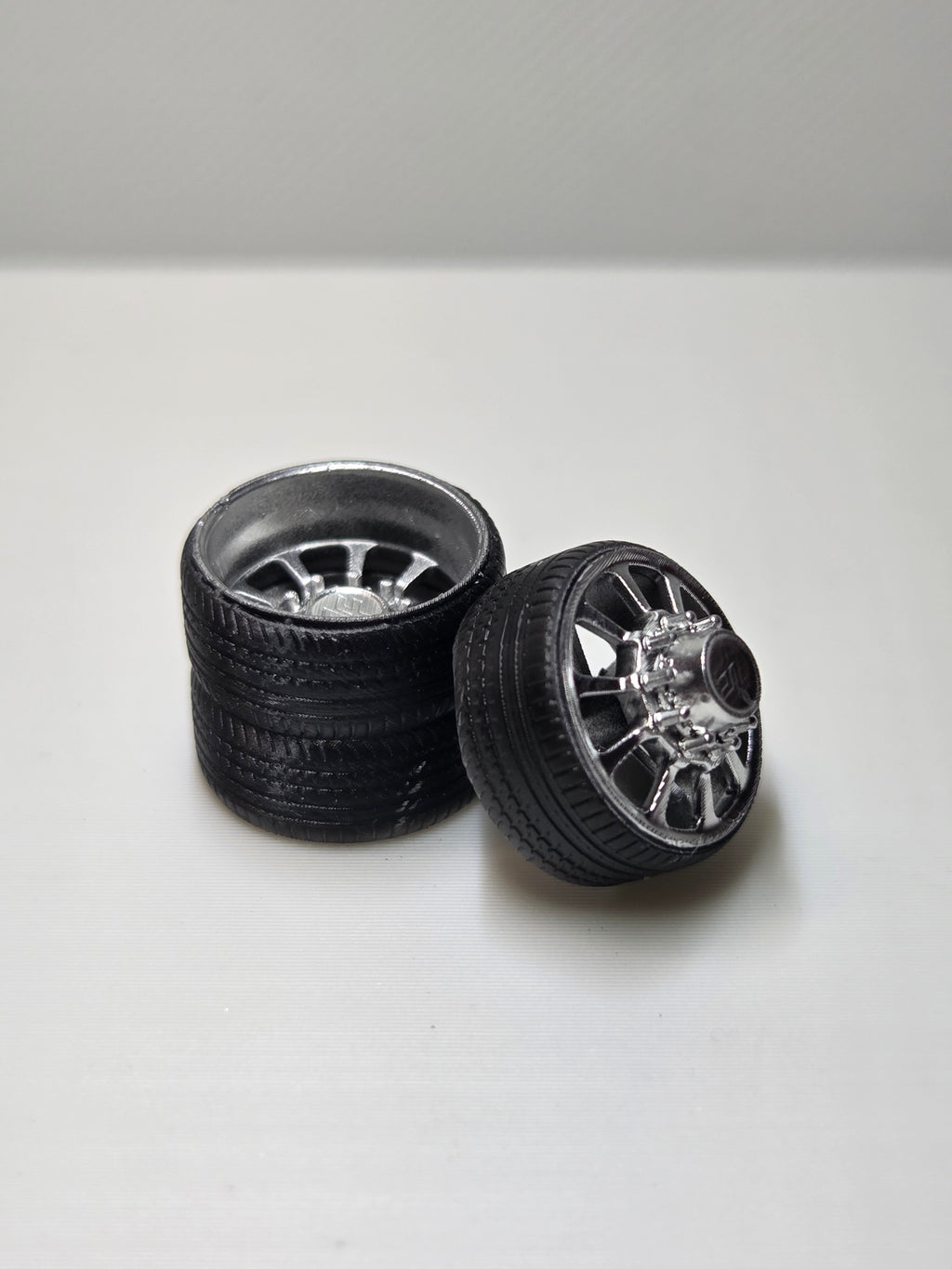 D18 DUALLY SET