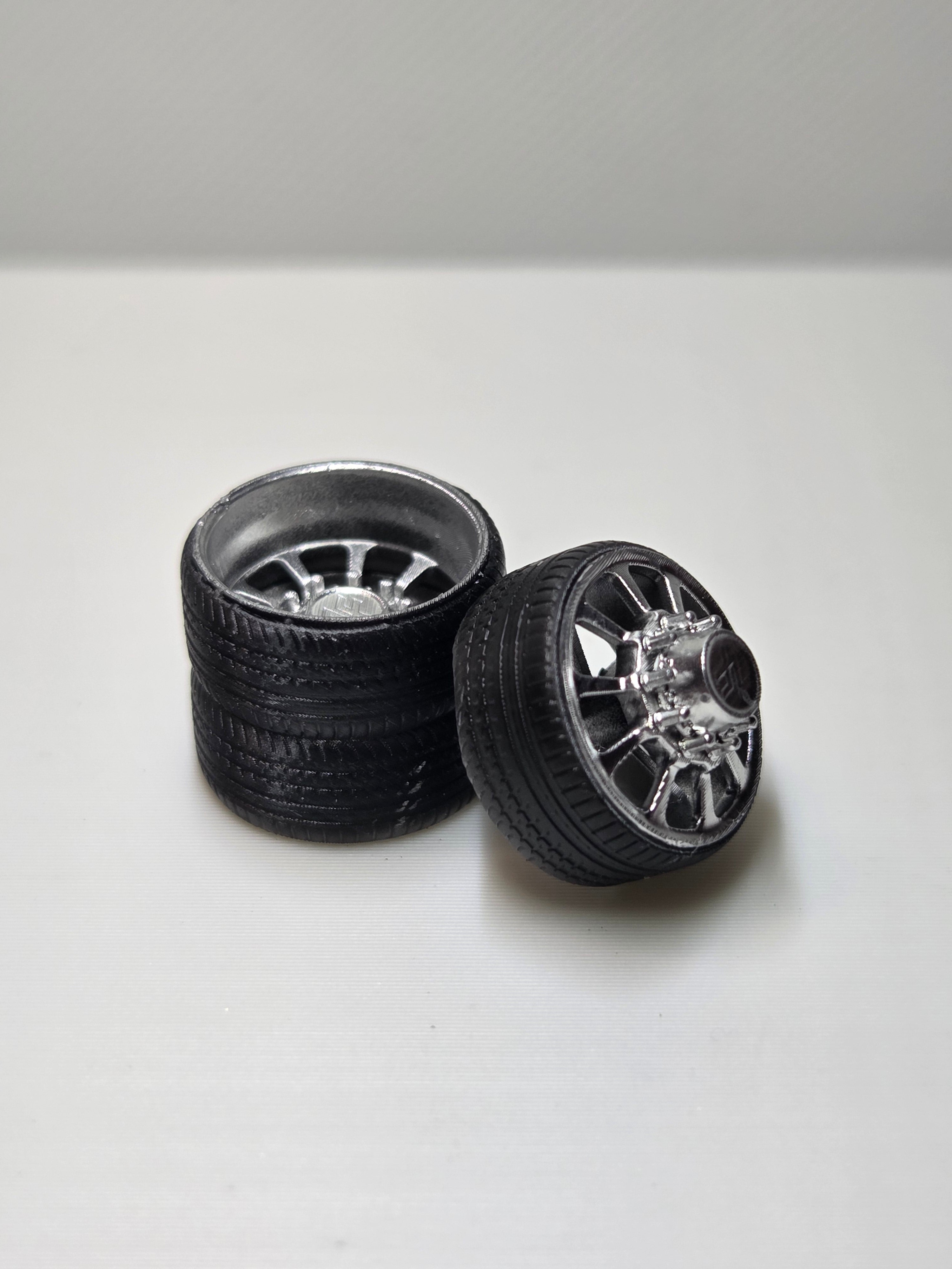 D18 DUALLY SET