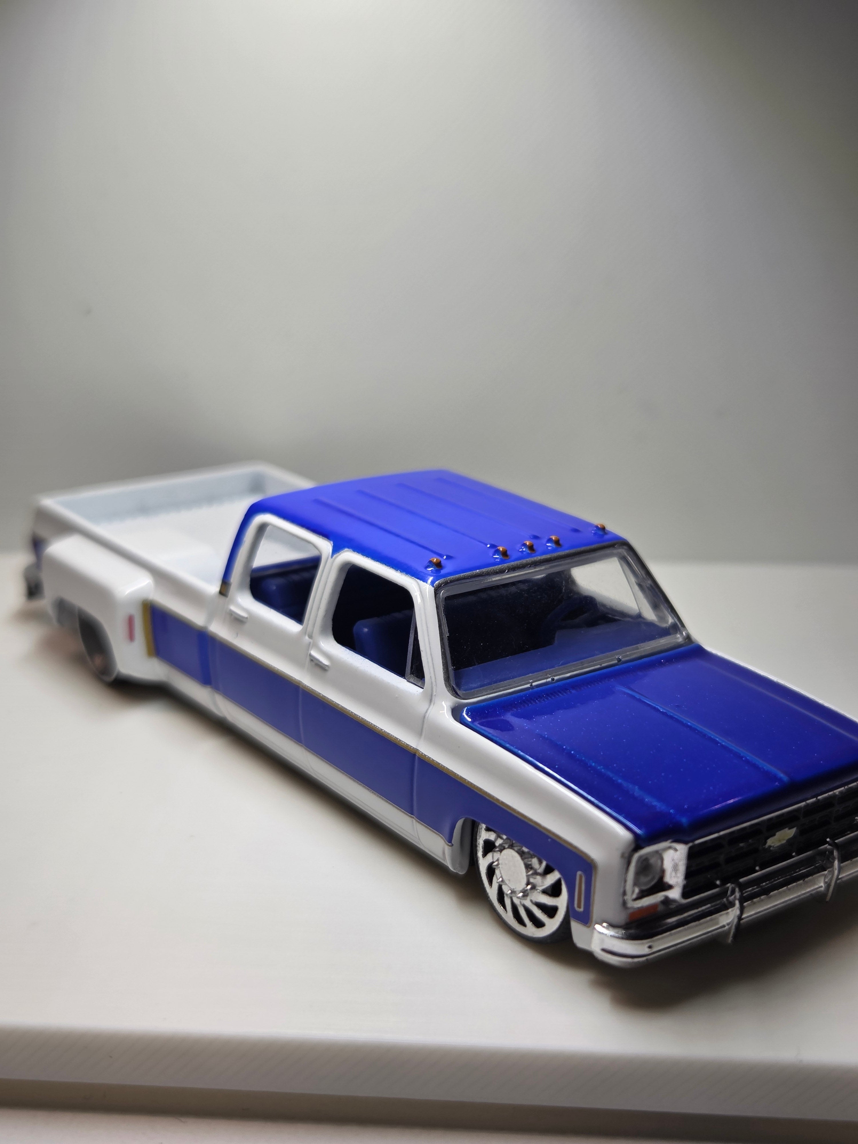 D16 DUALLY SET